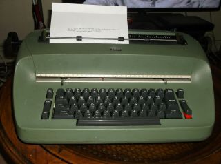 Authentic 1960s Ibm Antique Selectric I Re - Furbished Casecade Green Typewriter