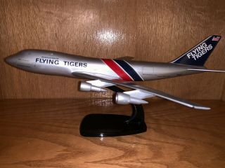 Five Fleet Vintage Tigers 747,  DC - 8 - 63,  DC - 8 - 73 & Two 727 - 100s AirJet 1/200 3