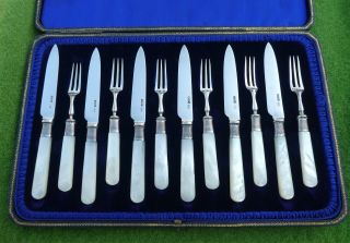 Great Looking Cased Set Of 6 Fruit Knives & 6 Fruit Forks - Sheffield 1901