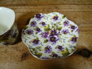 Elegant Porcelain Butterfly Handle Tea Cup and Saucer Set With Purple Violets 4