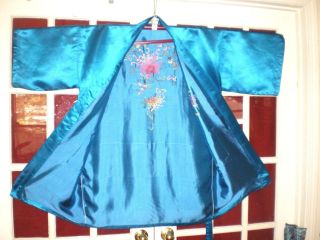 FINE Old Chinese Turquoise Silk Robe/Kimono w/Embroidered Chrysanthemums 8