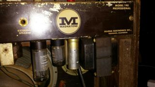 RARE VINTAGE MAGNATONE 190 PROFESSIONAL GUITAR AMP TUBE JENSEN VIBRANTO SPEAKER 10