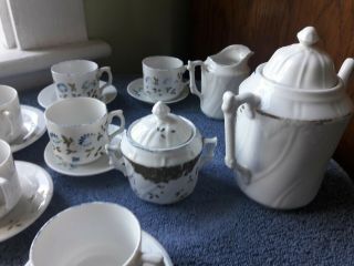 Vintage Child ' s Tea Set - Pitcher,  creamer & sugar bowl,  6 tea cups & saucers 3