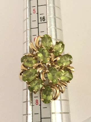 Vintage Peridot Flower/Starburst Design Cocktail Ring in Yellow Gold sz 7 3