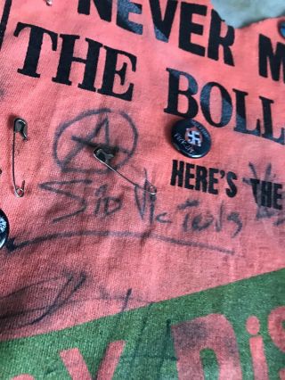 vintage 70s NEVER MIND THE BOLLOCKS HERE ' S THE SEX PISTOL PROMO t - shirt - Signed 2