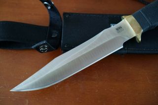 Vintage SOG TECH II Bowie Knife w/Box - 7.  25 