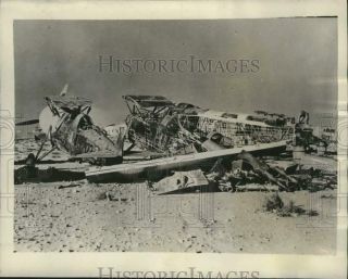 1941 Press Photo World War Ii - - Wreckage Of El Adem Italian Airdrome In Libya