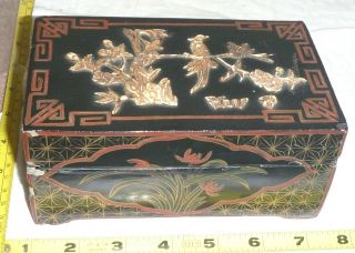 Vtg Chinese Hand - Painted Black Lacquer Trinket Box W/bone Onlay Floral Design