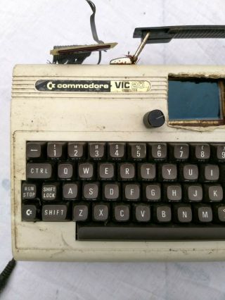 VINTAGE COMMODORE VIC 20 COMPUTER KEYBOARD.  ONLY 3