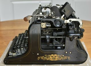 Fox ' Visible ' Typewriter Model No.  24 w/ Case Top Antique Vintage 6