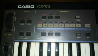 CASIO CZ - 101 vintage Phase Distortion Synthesizer 5