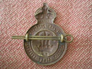 WW2 Princess Patricia ' s Canadian Light Infantry Cap Badge Browned (b) 2