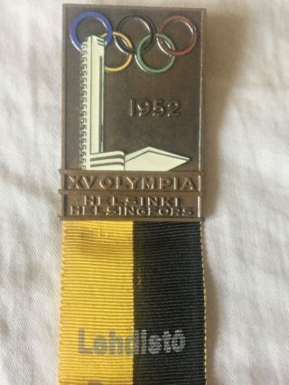 Vintage 1952 Helsinki Olympics Helsingfors Press Presse Pin Badge w/ Ribbon 4