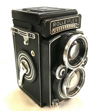 Rollei Rolleiflex Tlr 2.  8e With Schneider - Kreuznach Xenotar Lens Vintage Camera