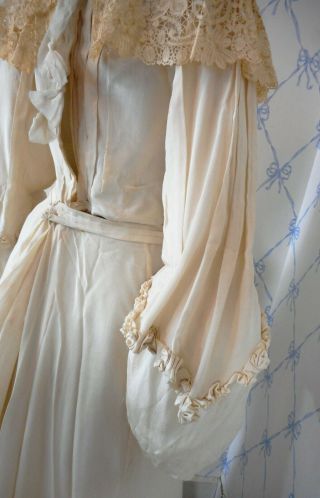 Delicate Antique Victorian Wedding Dress Gown Silk Beading Pleats TraIn Classic 7