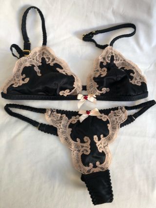 Vintage Agent Provocateur Molly Soft Bra & Thong Black Lace Small Rare Set Bnwt