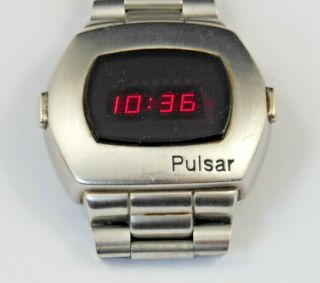 Pulsar P2 Mens Vintage Led Watch W/ Date,  Fine,  Bracelet