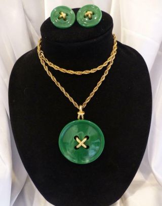 1970s Crown Trifari Lanvin Era Lucite Button Pendant And Earrings Set - Faux Jade
