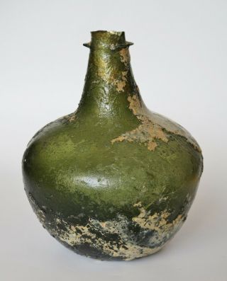 An Extremely rare and early SHAFT AND GLOBE ENGLISH WINE BOTTLE,  1660 - 1670. 4