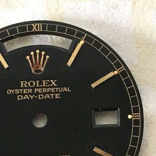 ROLEX DAY - DATE 18038 VINTAGE BLACK DIAL 100 ROMAN NUMERALS 7