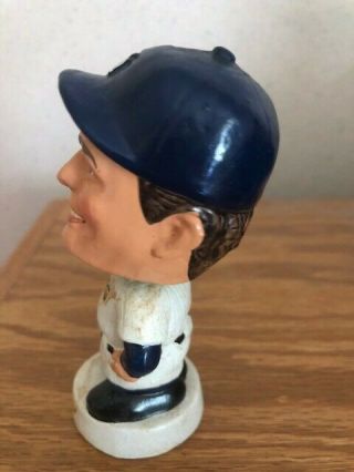 1961 - 62 ROGER MARIS BOBBLE HEAD NODDER WHITE BASE EXTREMELY RARE 57 YEARS OLD 2