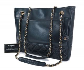 Auth Vintage Chanel Blue Quilted Leather Gold Chain Shoulder Bag Purse 31055