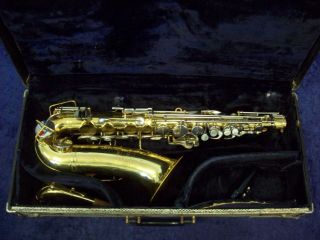 Vintage Classic Selmer Bundy Usa Alto Saxophone,  Case