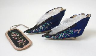 Antique Vintage Chinese Embroidered Silk Lotus Shoes And Pouch