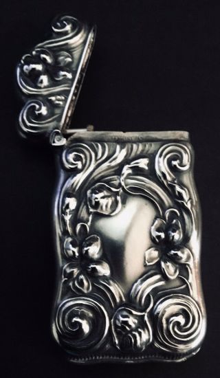 Antique Sterling Silver High Relief Repousse Match Safe Vesta Case (1704). 3