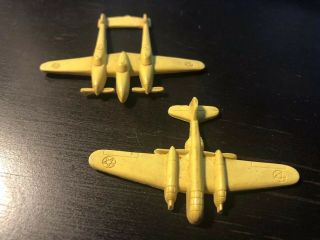 (2) 1950s Airplane Kids Plastic Toys 2” Very Rare And Unusual Near