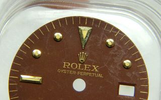 Vintage Rolex GMT - MASTER 1675 Matte Brown & 18k Gold Nipple Watch Dial 2