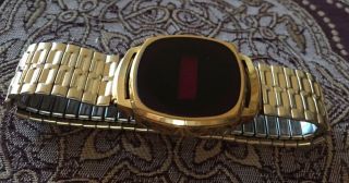 Vintage Fairchild Red LED Watch w/Time,  Day/Date,  Seconds Display - 3