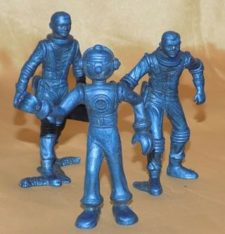 Vintage Marx Toys 65mm Blue Plastic Space Toy Figures Similar Robot Dan Dare Era