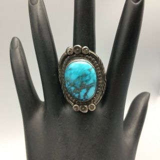 VINTAGE Turquoise and Sterling Silver Ring - Size 9.  5 2