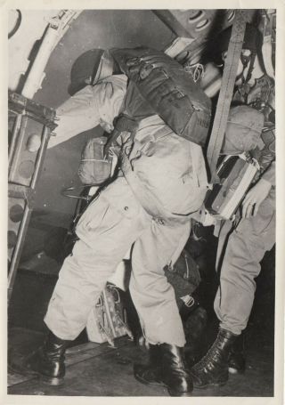 Normandy Invasion 101st Airborne Division Jumping Paratrooper - 1944