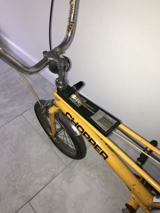 Vintage 1970’s Raleigh Chopper Muscle Boys Yellow Bike 5 speed Banana Seat 4