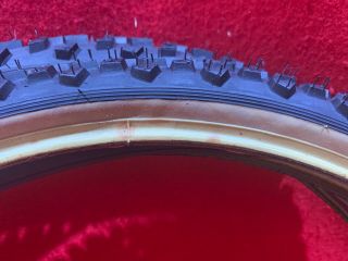 NOS VINTAGE GT MEGABITE TIRES 20X1.  75 1995 ROBINSON PRO TEAM KIT BMX FREESTYLE 7