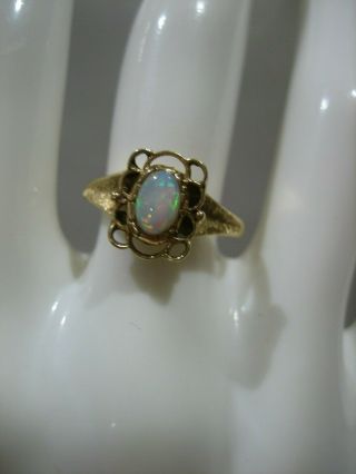 ESTATE VINTAGE 14K SOLID YELLOW FLORENTINE GOLD LADIE ' S OPAL RING SIZE 5 2