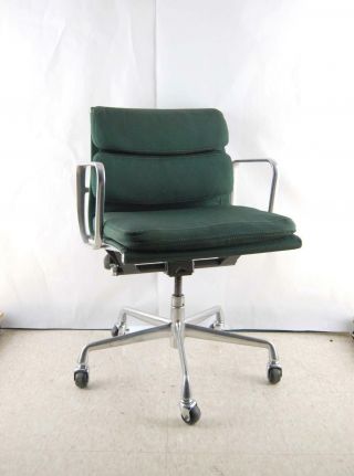Vintage Herman Miller Eames Dark Green Fabric Office Aluminum Group Chair