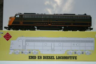 RARE Aristo Craft Canadian National EMD E8 Locomotive for display only 3