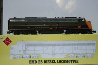 RARE Aristo Craft Canadian National EMD E8 Locomotive for display only 4