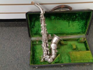 Conn Vintage Curved Soprano Saxophone 2
