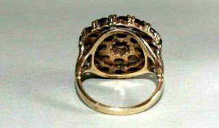 VINTAGE 9CT GOLD RING.  GARNETS AND PEARLS.  SIZE K. 2