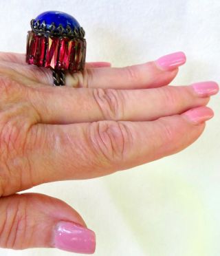 RARE VINTAGE SCHREINER NY HUGE LAPIS & RUBY GLASS RUFFLE RING 3