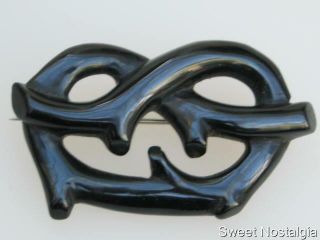 Victorian Hand Carved & Polished Whitby Jet Branch Lovers Knot Brooch