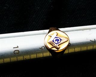 10K Yellow Gold Vintage Masonic Ring 2