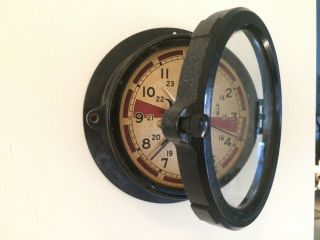 Chelsea Ships Radio Room Clock (Serial 531437 Case B6902) with Key 8