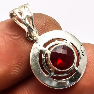 Faceted Red Garnet Pendant 925 Sterling Silver Ethnic Jewelry Sz0.  98 "
