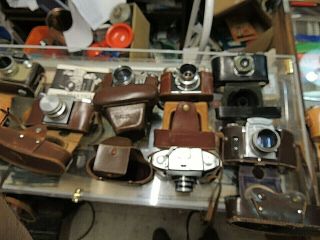 8 Vintage 35 mm cameras Kodak,  Graphic,  Exakta,  Argus,  Voigtlander,  Praktica,  Minolta 11