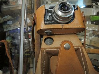 8 Vintage 35 mm cameras Kodak,  Graphic,  Exakta,  Argus,  Voigtlander,  Praktica,  Minolta 3